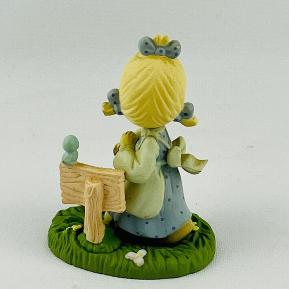 Precious Moments July Miniature Monthly Figurine 1989 Girl Dog‎ Picnic #573477 - Picture 3 of 6
